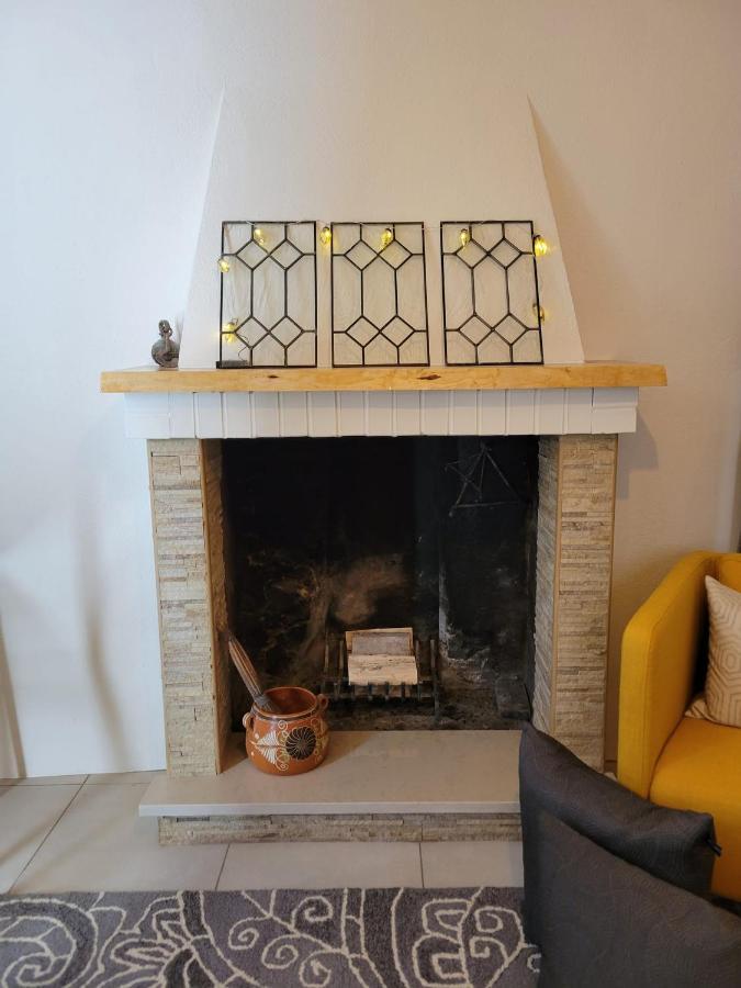 Ancient Stone 'Casa Rosa'- Sea And Mountain View Tranquil Borgo Villa Tavenna ภายนอก รูปภาพ